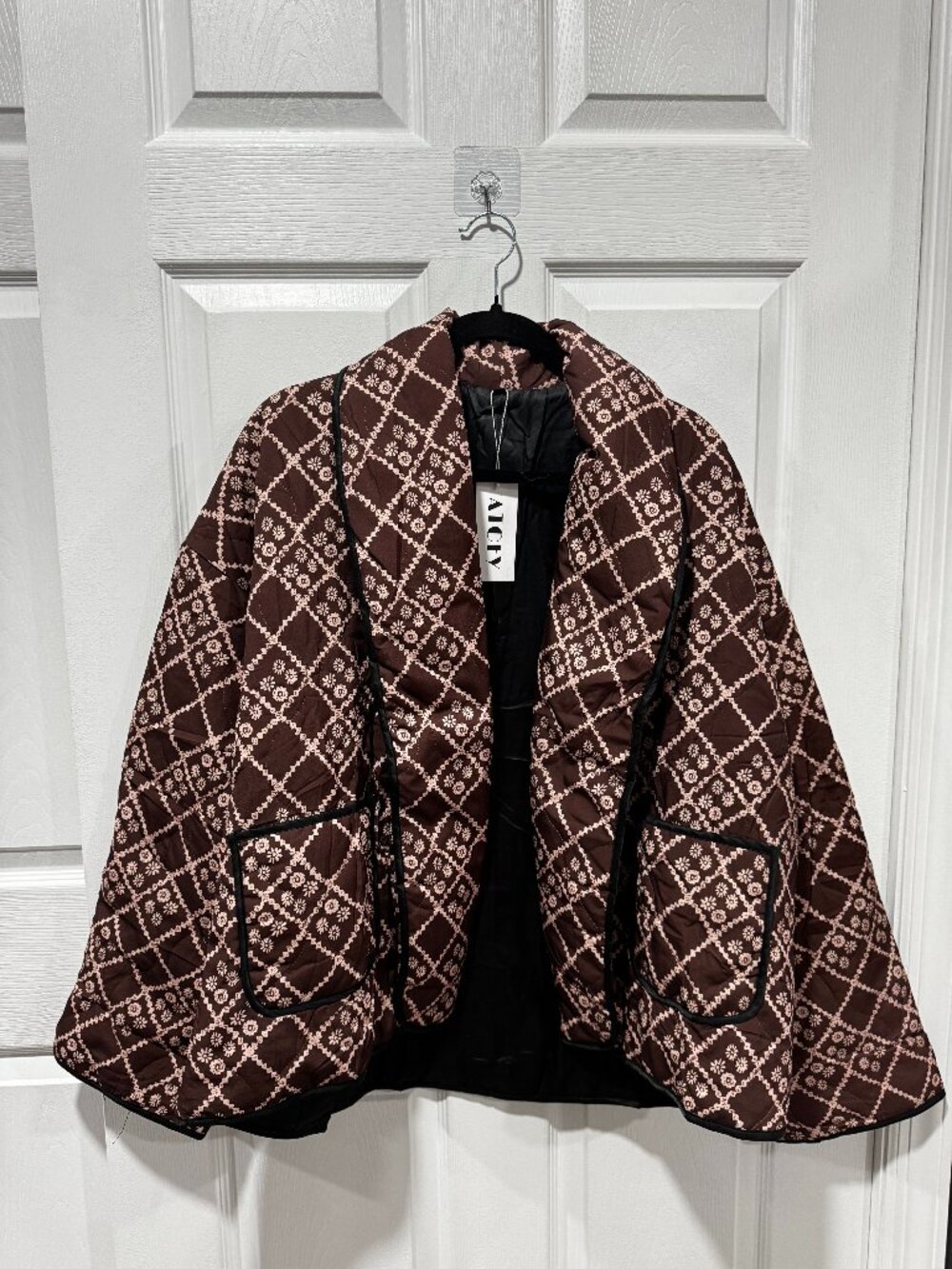 Atofy Quilted jacket brown floral print open front